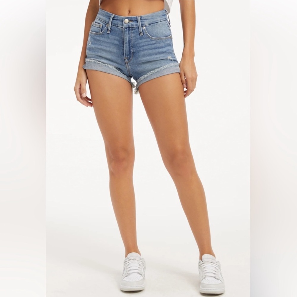 Good American Good Curve Short in Blue466 Raw Hem High Rise Spring Summer